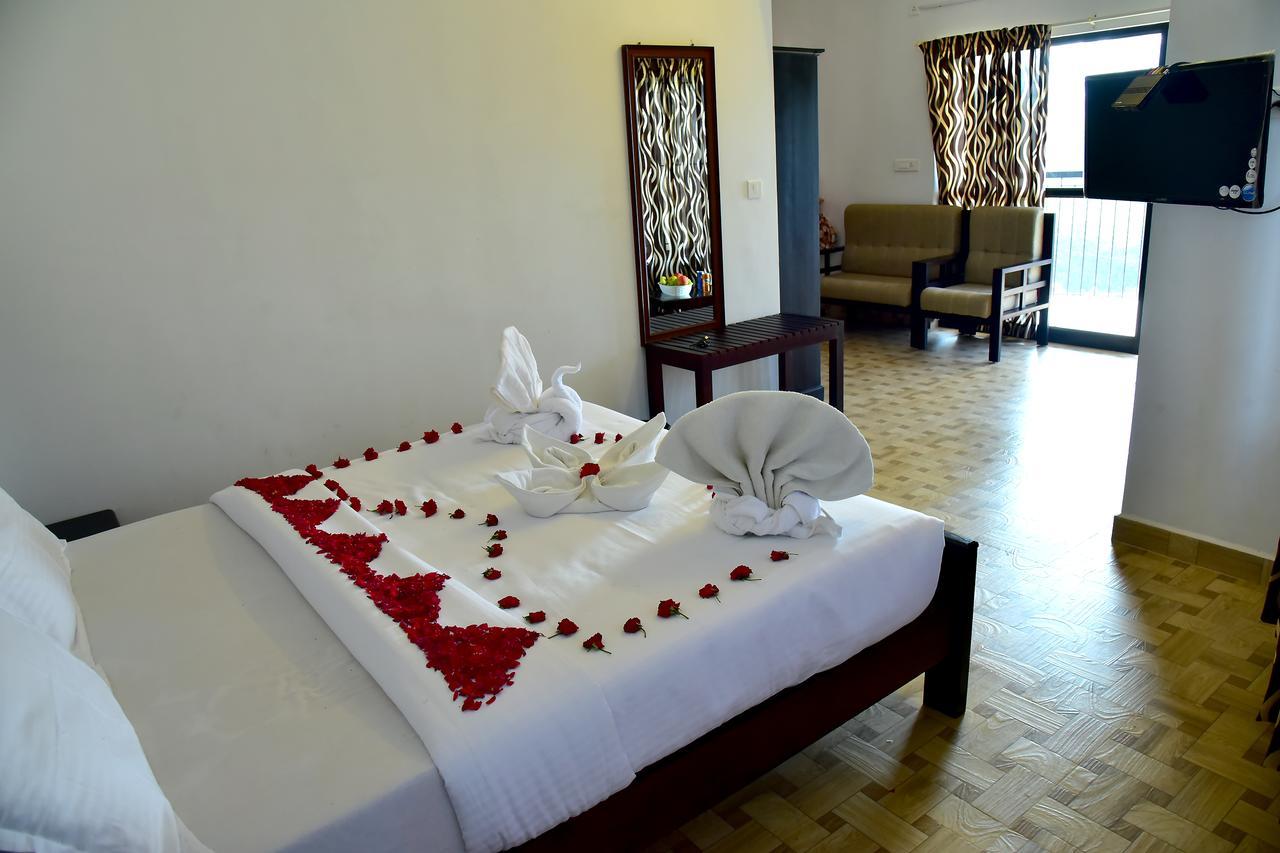 Natura Inn Munnar Bagian luar foto